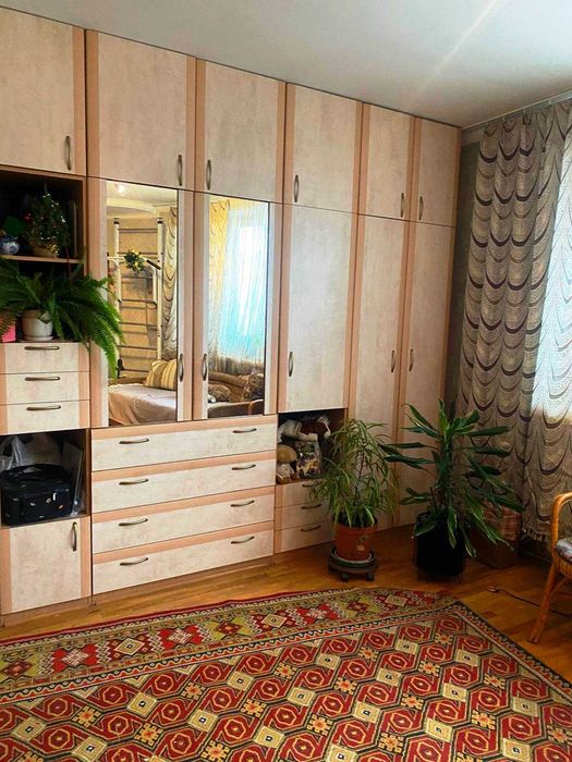 Продам 3к 107м пр- т Науки 62-А Бізнес Клас Ремонт Меблі Техника Цегла