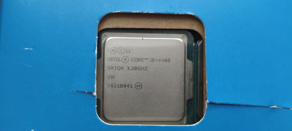 I5 4460 + chłodzenie ( BOX)