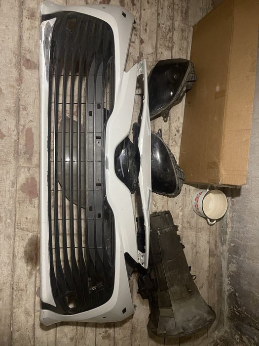 Бампер передний toyota camry 70 оригинал