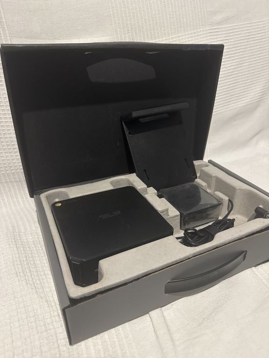 Мікро-ПК ASUS Chromebox 2 (i3-5010U / 4GB RAM / 16GB SSD), новий