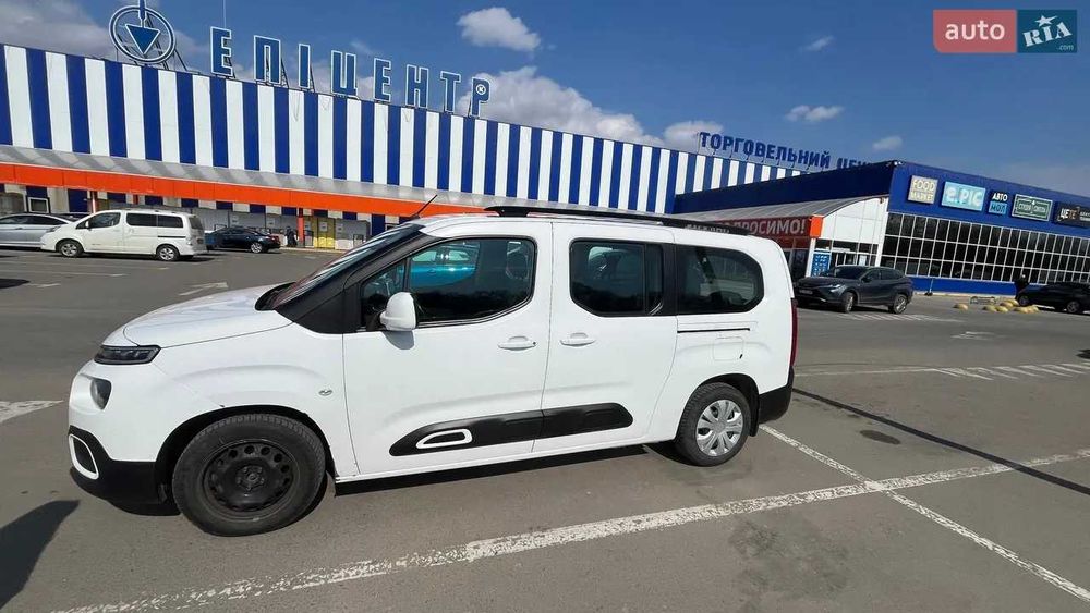 Продам автомобіль