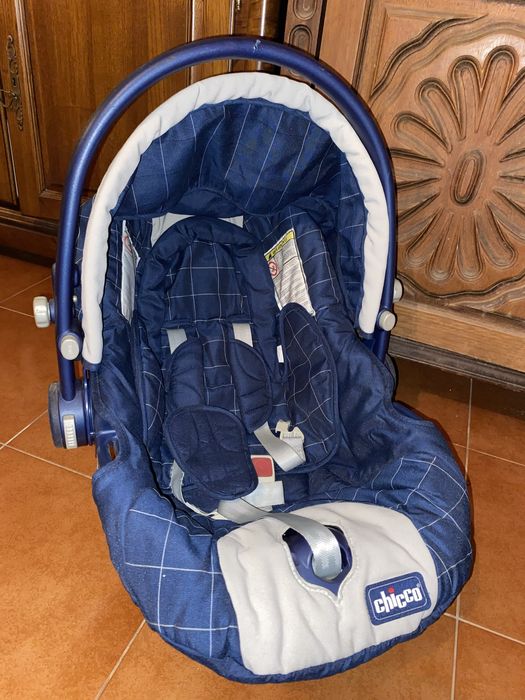 Cadeira Automóvel Chicco para Bebé