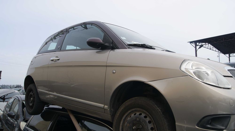 Lancia Ypsilon na części maska zderzak klapa błotnik drzwi