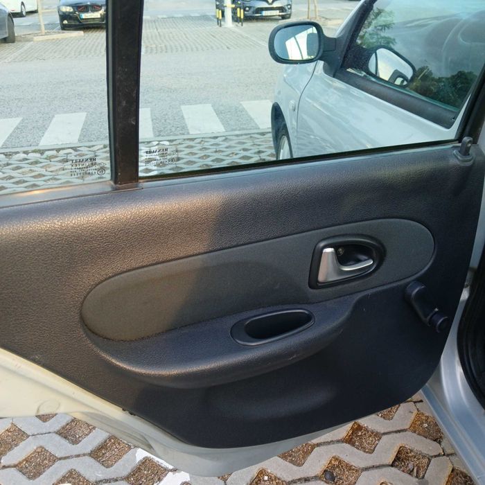 Renault Clio 2003 1.2