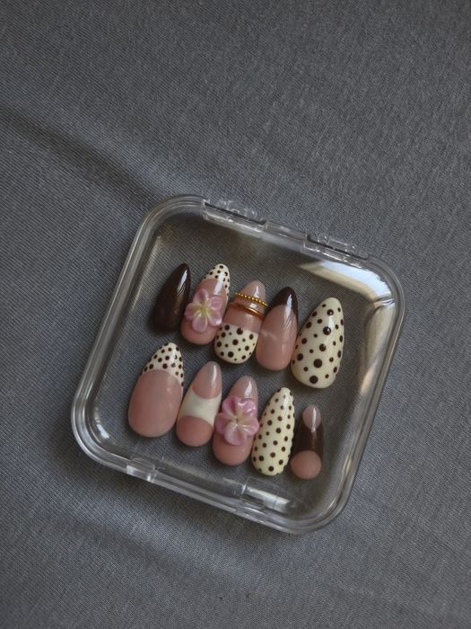 Tipsy press on butter yellow polka dot