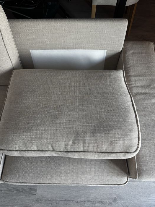 Sofa kivik 2 lugares - Bege - como novo