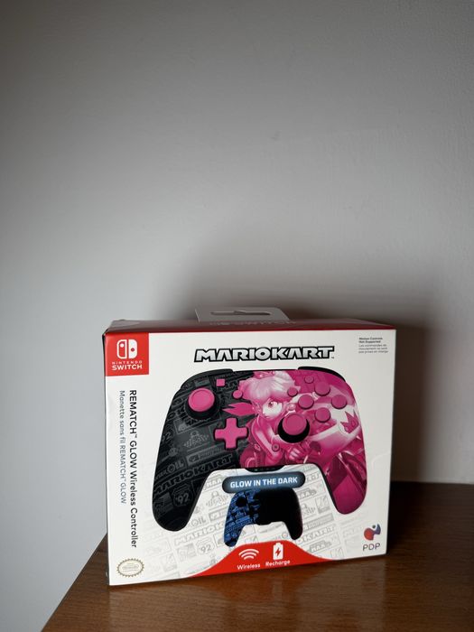 MarioKart Nintendo.  Rematch Glow Wireless Controller