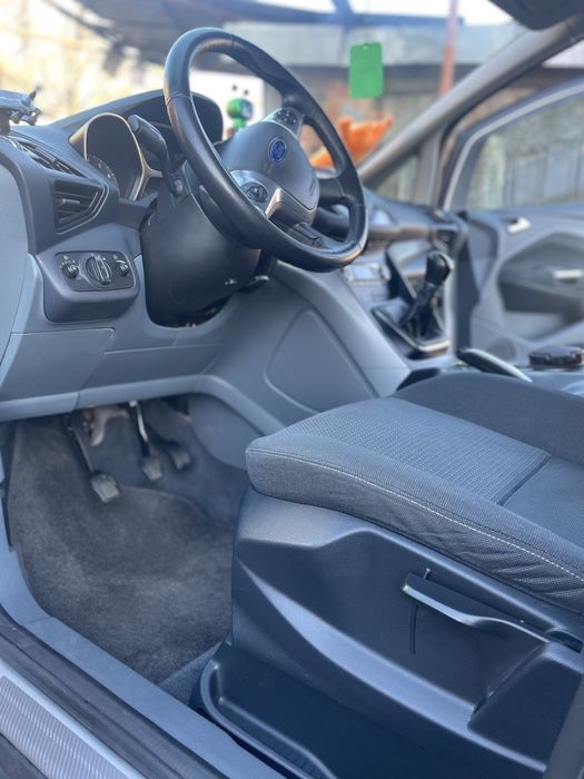 Продам Ford C max 7 мест
