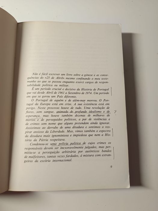 País sem rumo contributo para a história de uma revolução (1978)