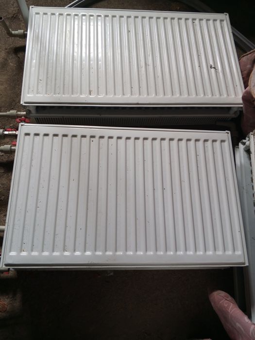 Продам металлические батареи отопления.