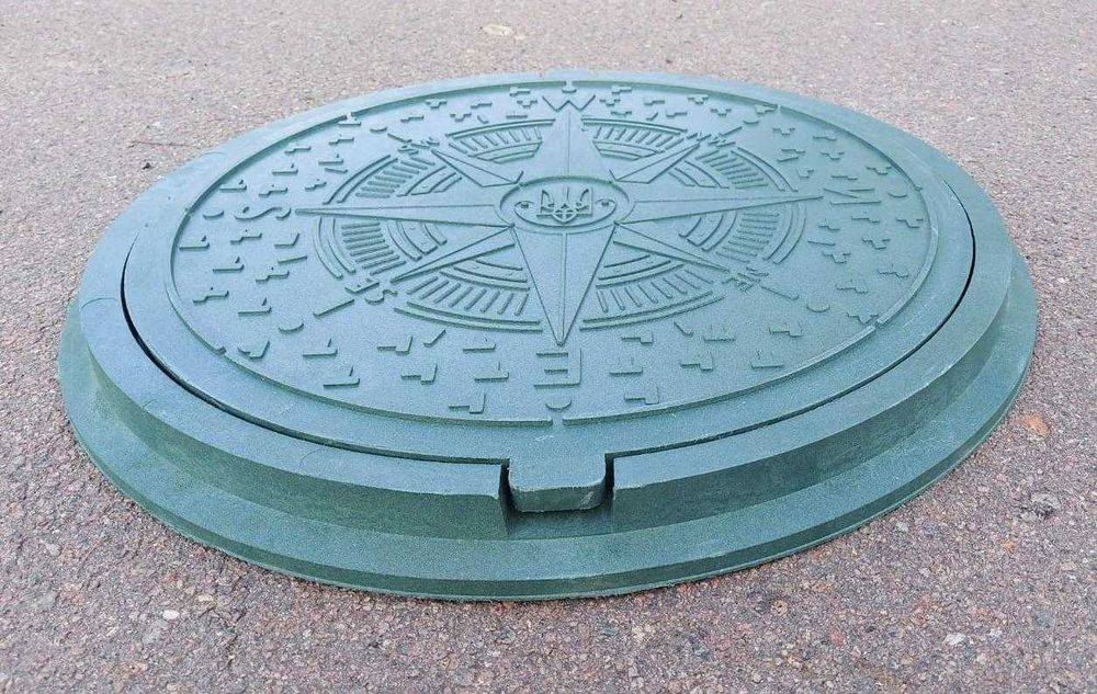 Люк садовий патріотичний "Герб УКРАЇНИ" зелений