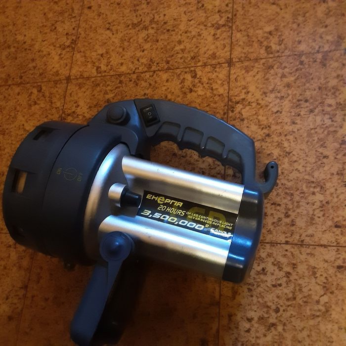 Фонарь Энгрия под замену батареи