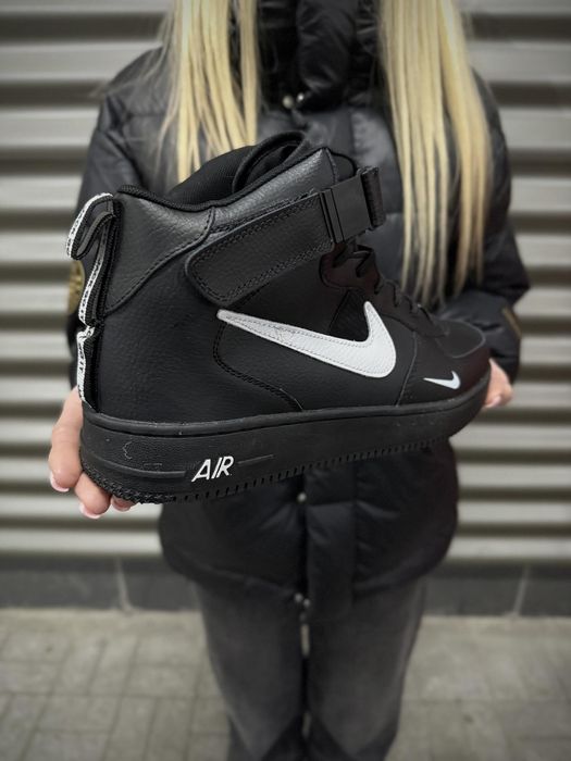 Зимові з хутром Nike Air Force чорні кросівки найк форси Зима