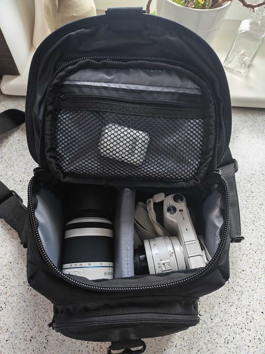 Aparat Samsung bezlusterkowiec