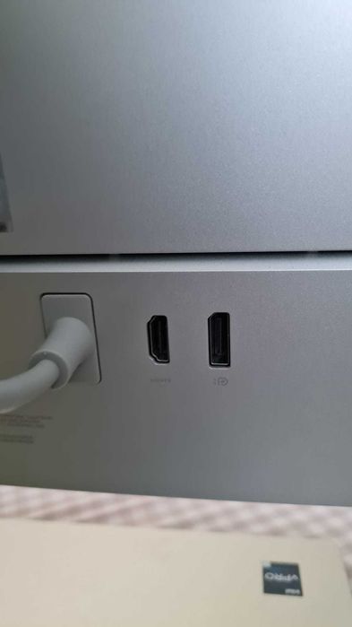 All-in-One HP EliteOne 870 G9 i7 27" 16GB 1TB