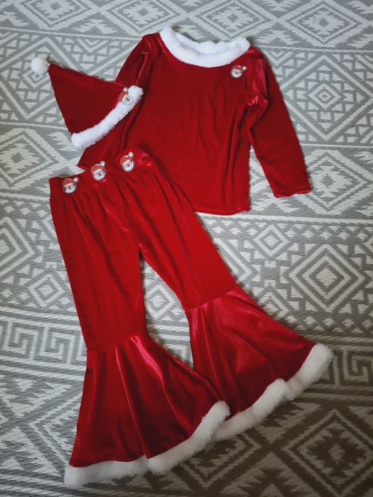 Śliczny welurowy stroj Mikolajki 116/122