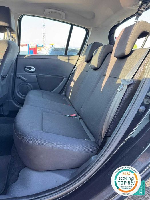 Renault Clio 1.2 Dynamique 75cv