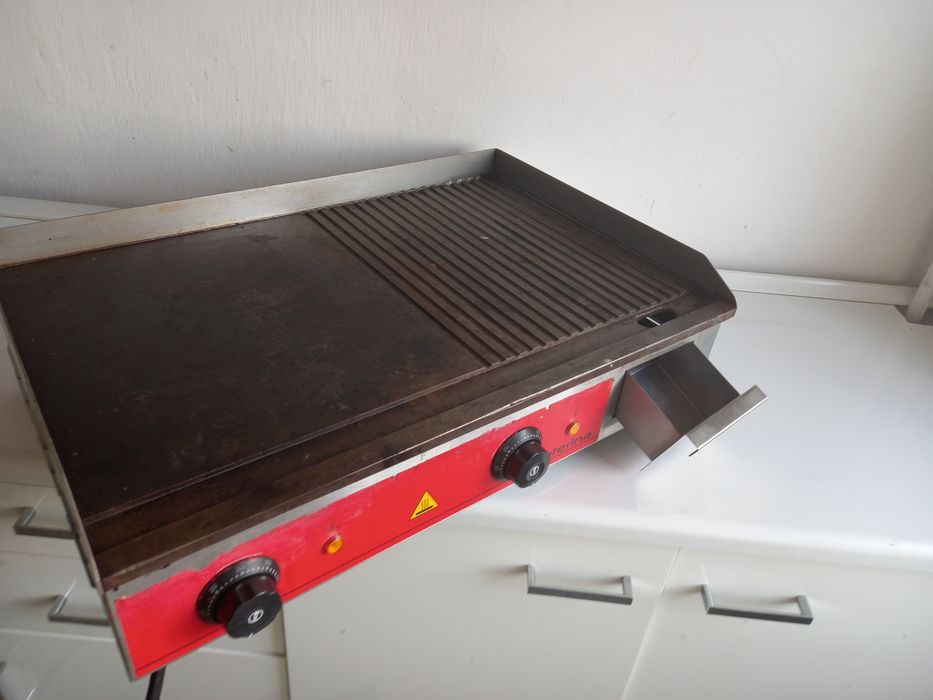 PŁYTA GRILLOWA gładka + ryflowana STALGAST płyta grzewcza elektryczna