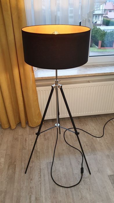 Sprzedam mało używaną lampe stojaca 2w1