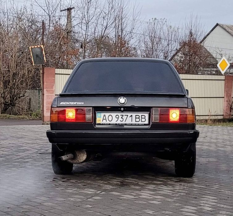 БМВ        Е - 30 продаємо
