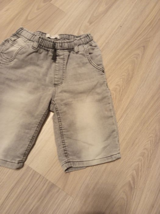 Spodenki dziecięce rozmiar 128 Reserved