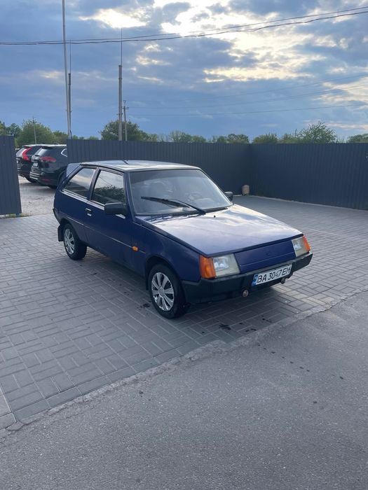 Таврія    машина