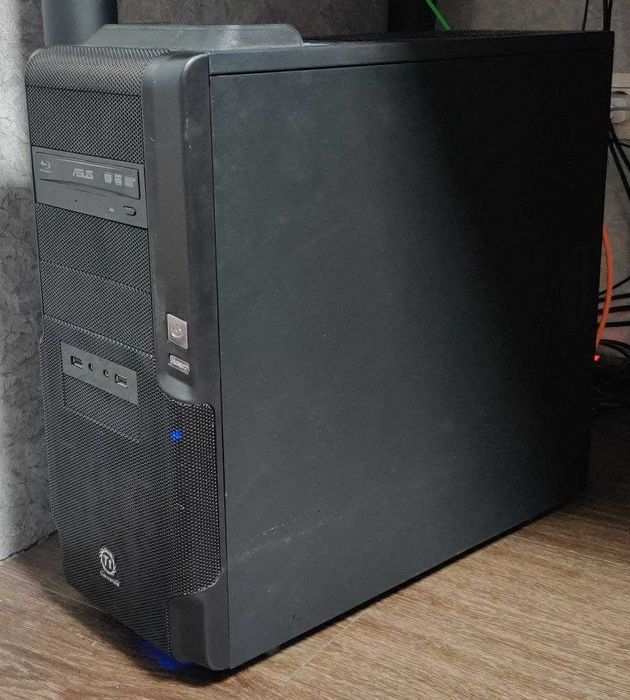 Компьютер + клавиатура в подарок (i7-4770k, SSD 120 Gb + HDD 4 Tb)