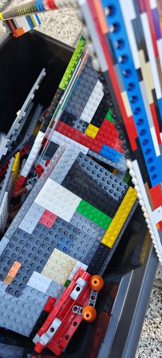 LEGO i Cobi klocki - różnego rodzaju i formatu. Całe pudło! Stan b.dob