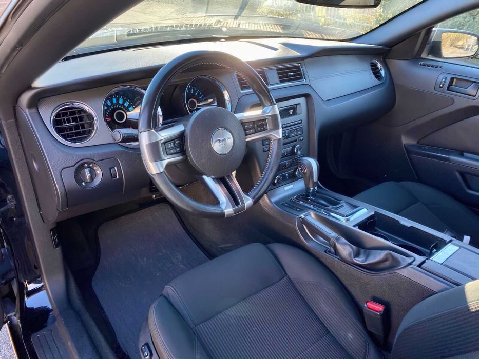Ford Mustang      2014