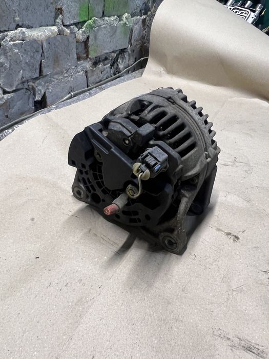 Генератор Opel Astra H Vectra C Meriva A Zafira B 13229984 0124325163