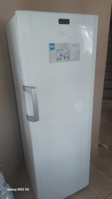 Zamrazarka 160cm beko niesprawna