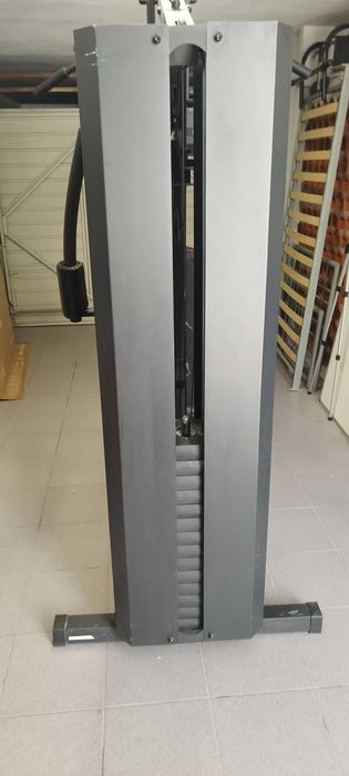 Maquina de musculacao Adidas