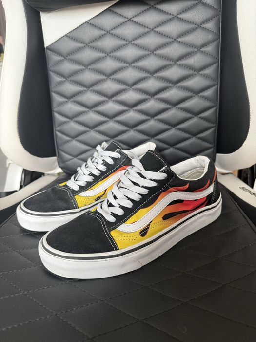 Vans płomienie trampki
