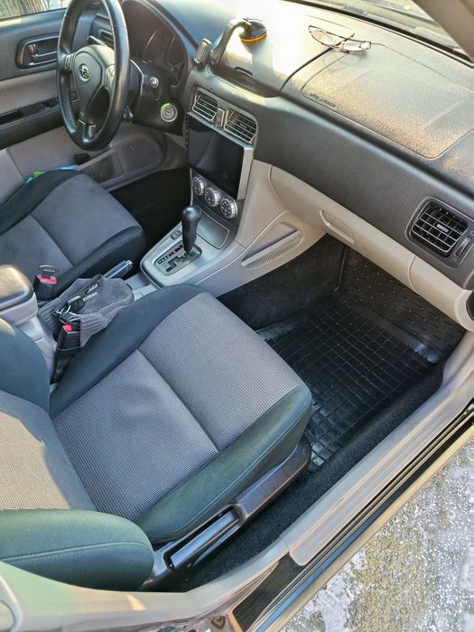 Продам Субару  Форестер 2.0 бенз!