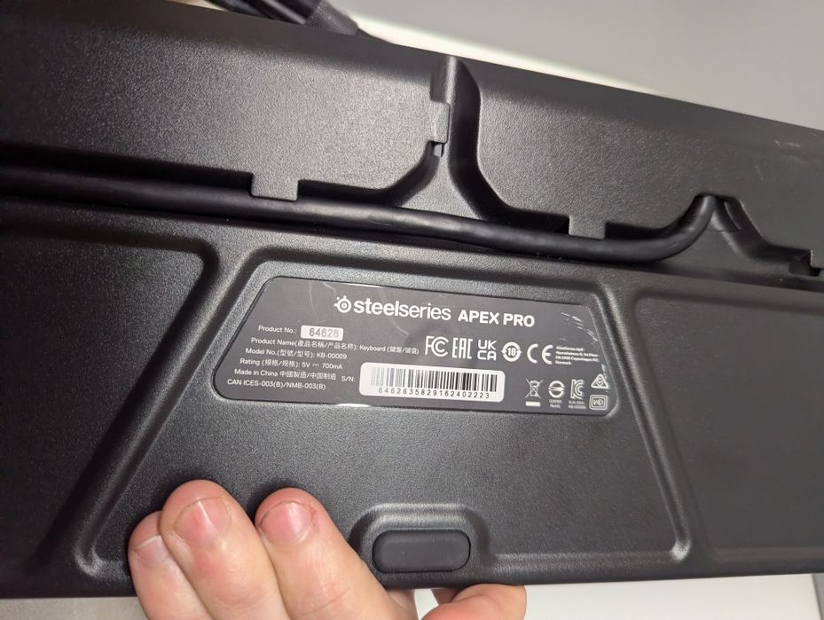 Клавіатура провідна Steelseries Apex pro