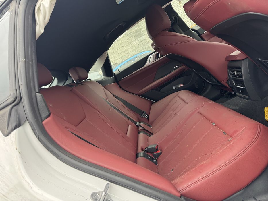 Сидіння, крісла,  салон bmw i4 g26