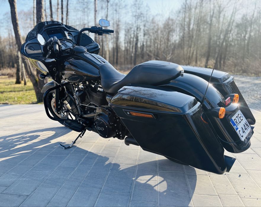 Harley-Davidson ROUD GLIDE SPECIAL BLACK 2019 silnik 114 Polski salon