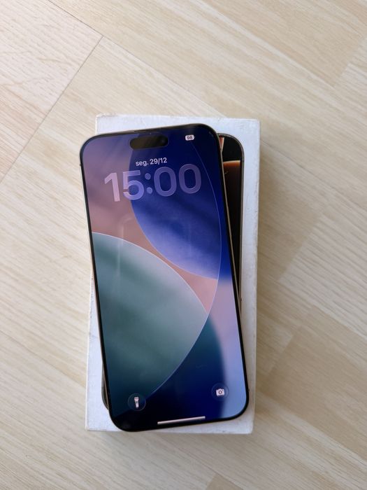 iPhone 16 Pro Max + EXTRAS