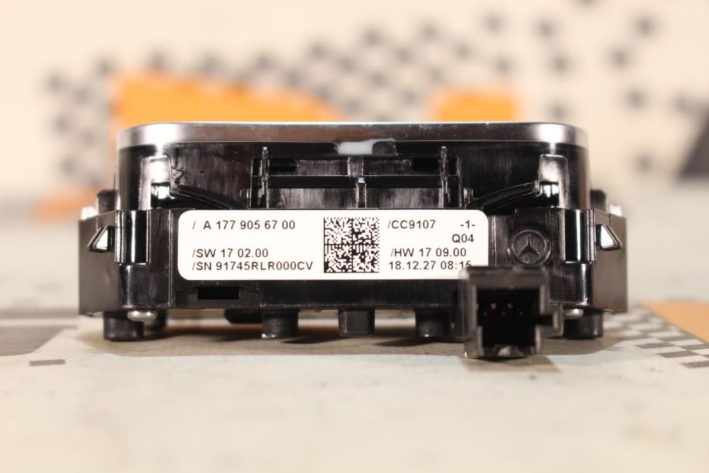 Botão / interruptor electromecânico / relé MERCEDES-BENZ Classe A (W17