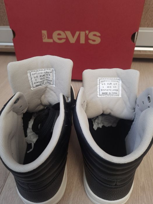 Кросовки Levi's унисекс