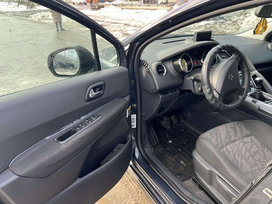 ПЕЖО 3008   1,6 ДИЗЕЛЬ  2010 р.в.