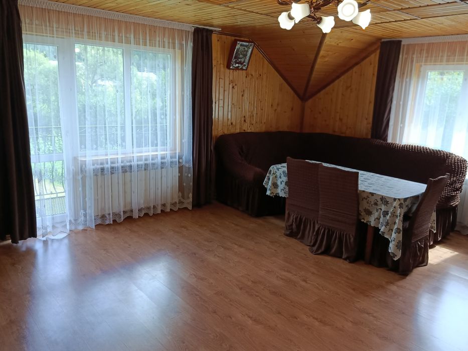 Садиба "Марічка" неподалік ГК "Плай"Вільно.