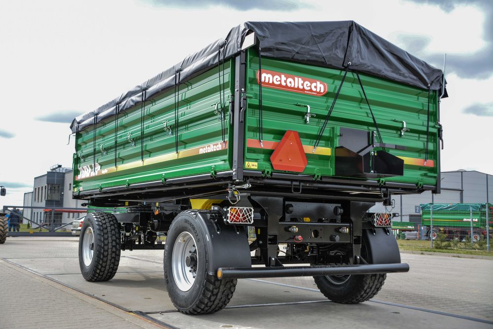 Przyczepa rolnicza burtowa METAL-TECH DB 12 Ton plandeka zaczep pomost