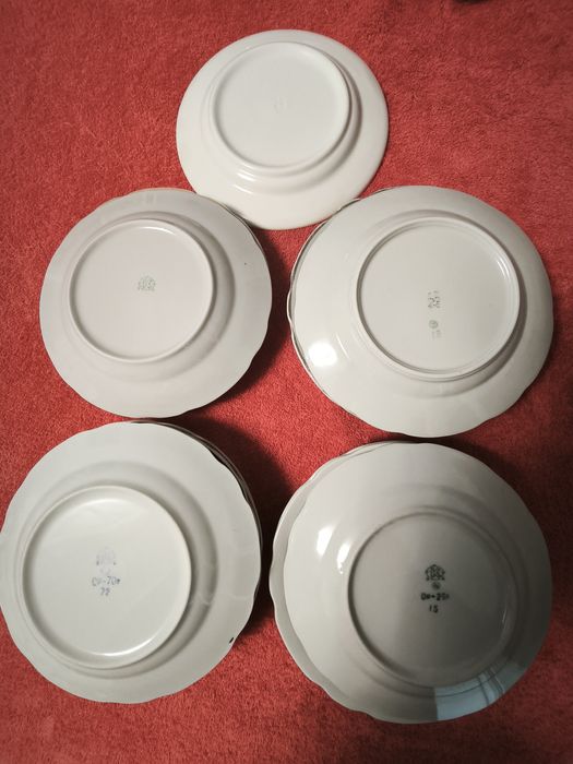 Продам тарелки Б/У.