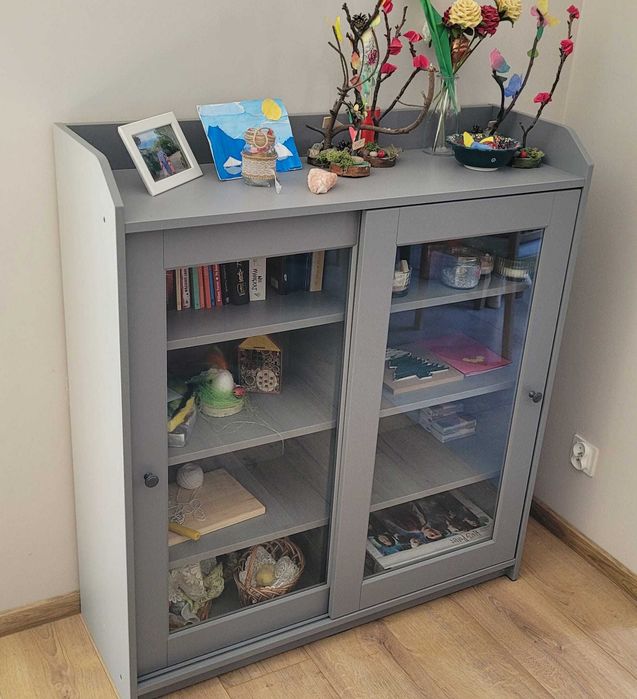 witryna / kredens HAUGA Ikea szara