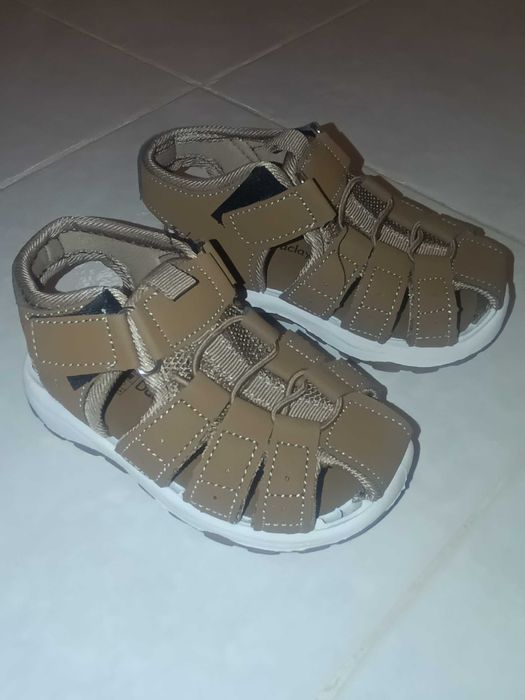 Sandálias menino n'26 novas