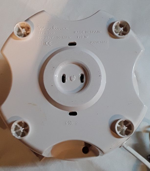 Picadora 123 da marca Moulinex, modelo 320, como nova!