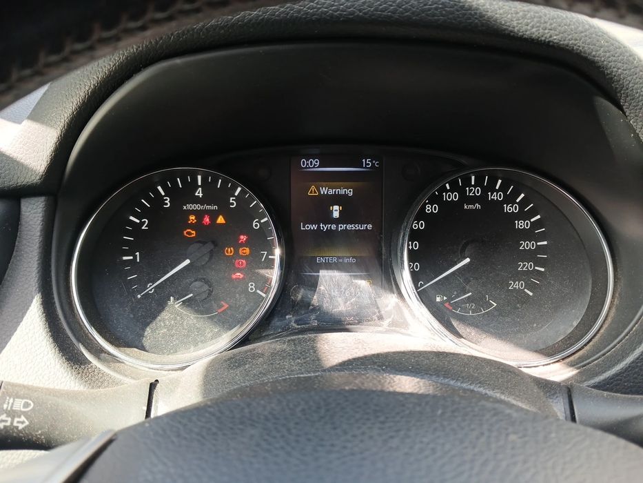 Quadrante / painel de instrumentos NISSAN Qashqai II (J11)