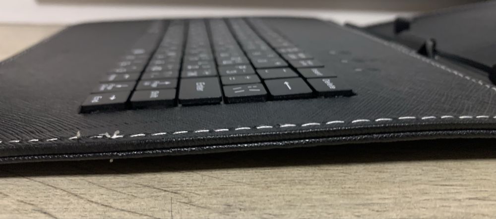 Чехол-клавиатура для планшета 10 дюймов