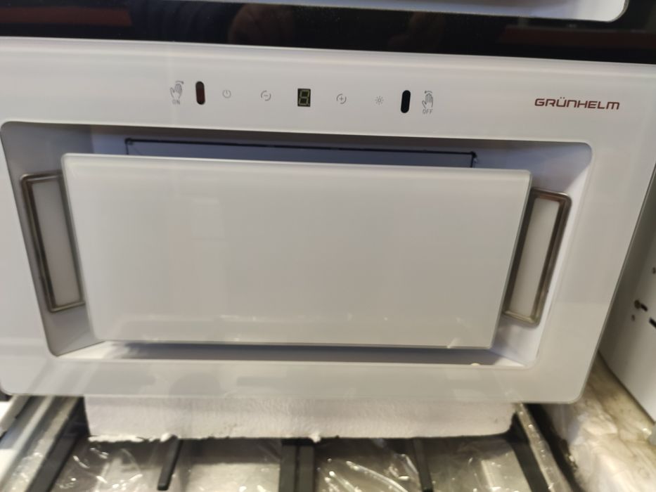 Вытяжка кухонная GRUNHELM GVN 430TB/WH